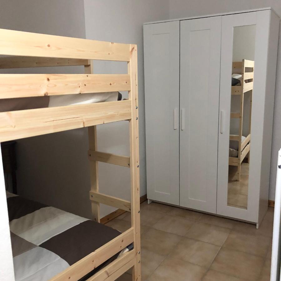 Le-z-eteile De Saint-barthelemy Cir 0026 Vda-nus Nus